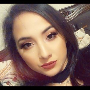 Meet your Posher, Fatima